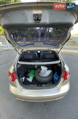 Хэтчбек Chevrolet Lacetti 2006 в 