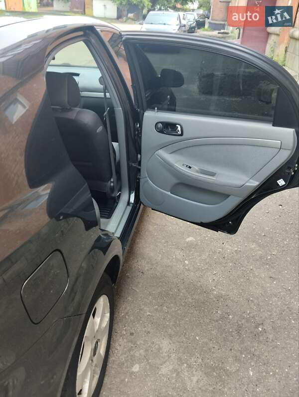 Хэтчбек Chevrolet Lacetti 2006 в Александрие фото 16 Хэтчбек Chevrolet Lacetti 2006 в Александрие