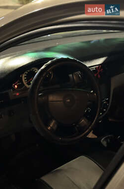Седан Chevrolet Lacetti 2005 в  фото 7 Седан Chevrolet Lacetti 2005 в