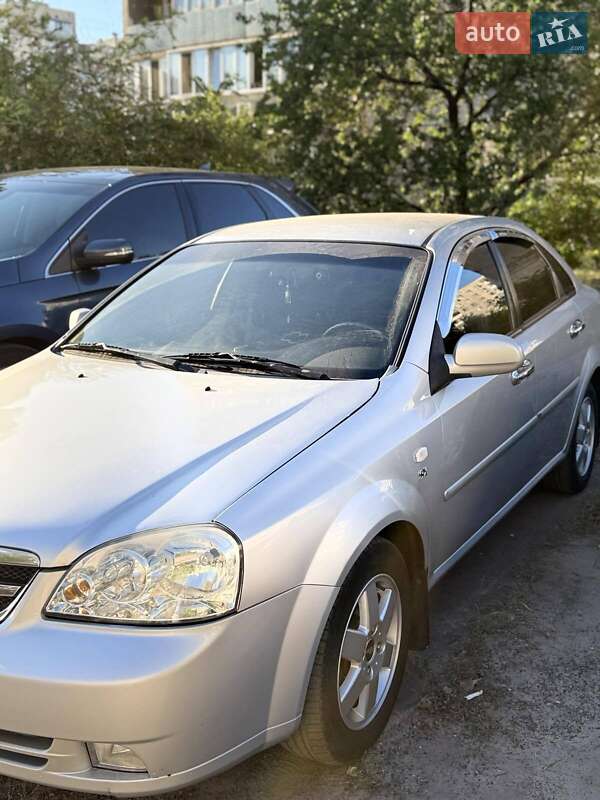 Седан Chevrolet Lacetti 2006 в Киеве