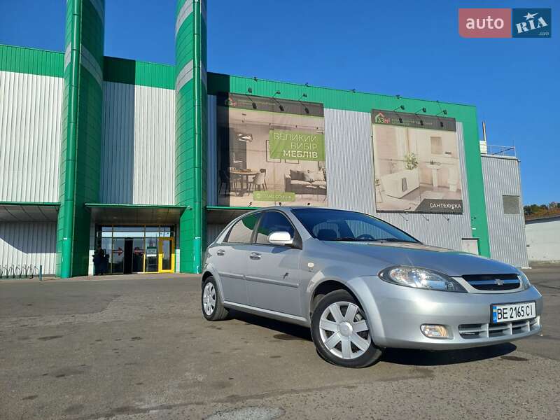 Хэтчбек Chevrolet Lacetti 2006 в Николаеве