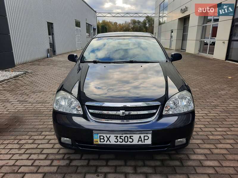 Седан Chevrolet Lacetti 2008 в Хмельницькому