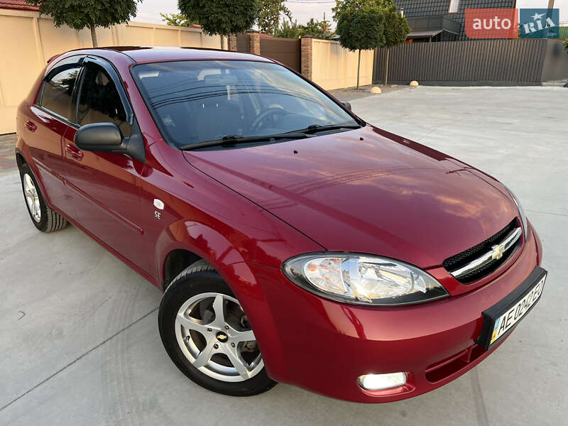 Хэтчбек Chevrolet Lacetti 2010 в Павлограде фото 2 Хэтчбек Chevrolet Lacetti 2010 в Павлограде