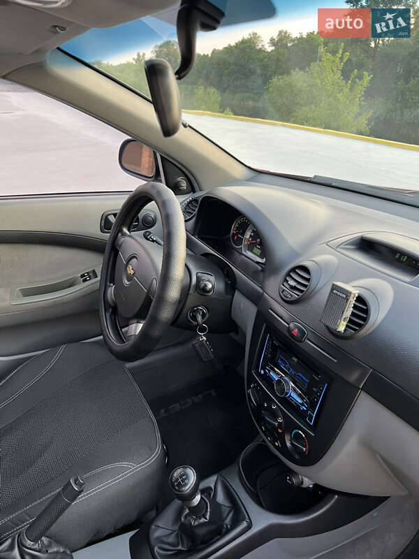 Хэтчбек Chevrolet Lacetti 2010 в Павлограде фото 46 Хэтчбек Chevrolet Lacetti 2010 в Павлограде