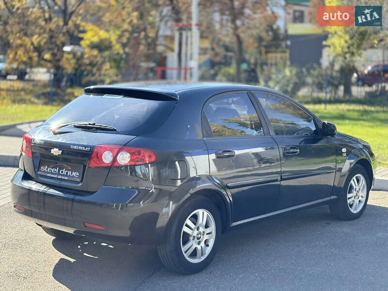 Хетчбек Chevrolet Lacetti 2006 в Миколаєві