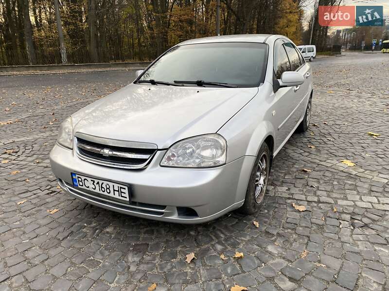 Chevrolet Lacetti 2005