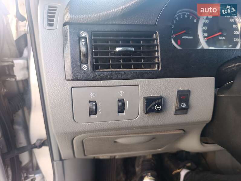 Седан Chevrolet Lacetti 2012 в Кагарлыке