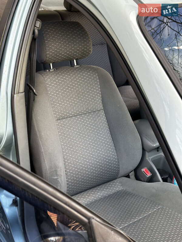 Хэтчбек Chevrolet Lacetti 2004 в Львове