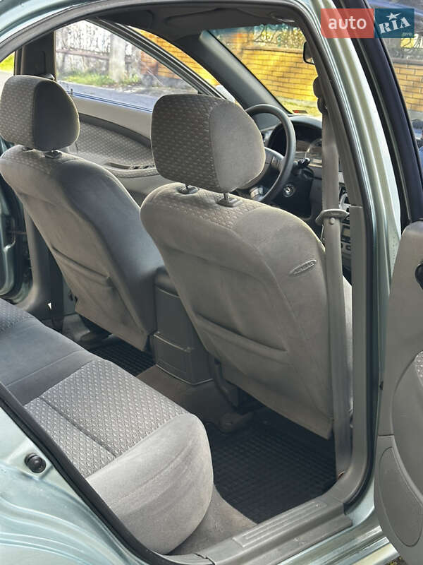 Хэтчбек Chevrolet Lacetti 2004 в Львове
