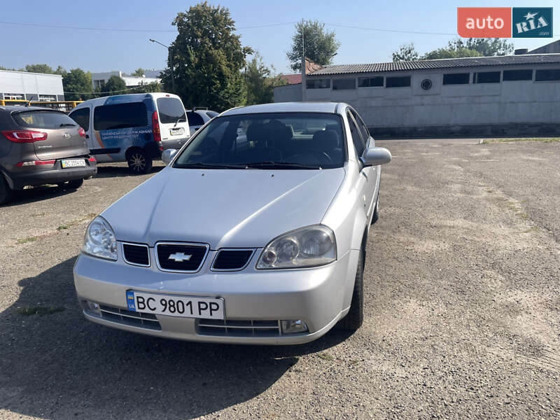 Седан Chevrolet Lacetti 2004 в Львове фото 3 Седан Chevrolet Lacetti 2004 в Львове