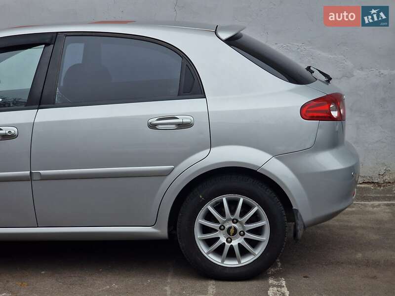 Хэтчбек Chevrolet Lacetti 2005 в Одессе фото 23 Хэтчбек Chevrolet Lacetti 2005 в Одессе