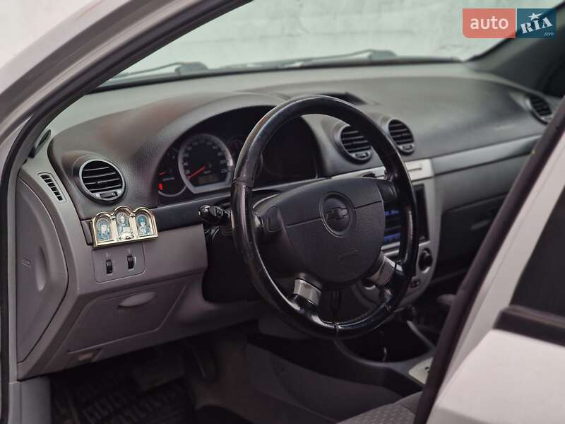 Хэтчбек Chevrolet Lacetti 2005 в Одессе фото 44 Хэтчбек Chevrolet Lacetti 2005 в Одессе