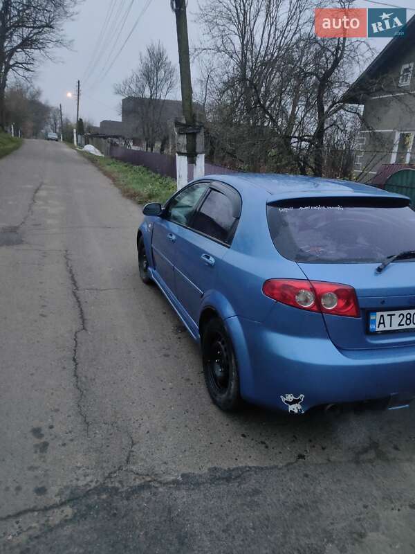 Хэтчбек Chevrolet Lacetti 2005 в Тлумаче фото 9 Хэтчбек Chevrolet Lacetti 2005 в Тлумаче