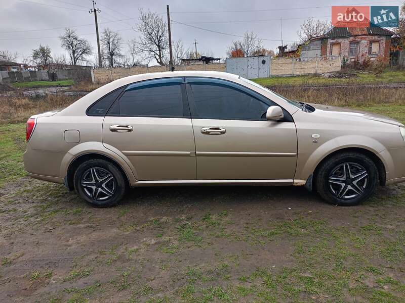 Седан Chevrolet Lacetti 2005 в Малиновке фото 7 Седан Chevrolet Lacetti 2005 в Малиновке
