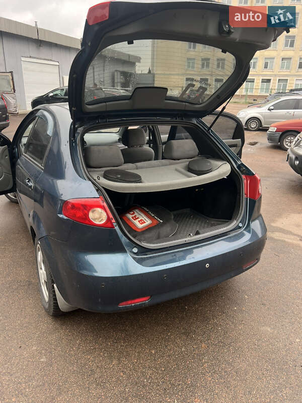 Хэтчбек Chevrolet Lacetti 2008 в Киеве фото 8 Хэтчбек Chevrolet Lacetti 2008 в Киеве