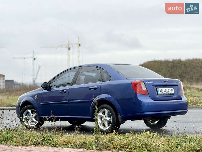 Седан Chevrolet Lacetti 2008 в Виннице