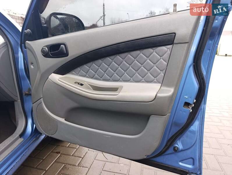 Хэтчбек Chevrolet Lacetti 2007 в Смеле фото 5 Хэтчбек Chevrolet Lacetti 2007 в Смеле