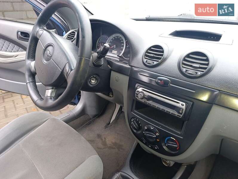 Хэтчбек Chevrolet Lacetti 2007 в Смеле фото 6 Хэтчбек Chevrolet Lacetti 2007 в Смеле
