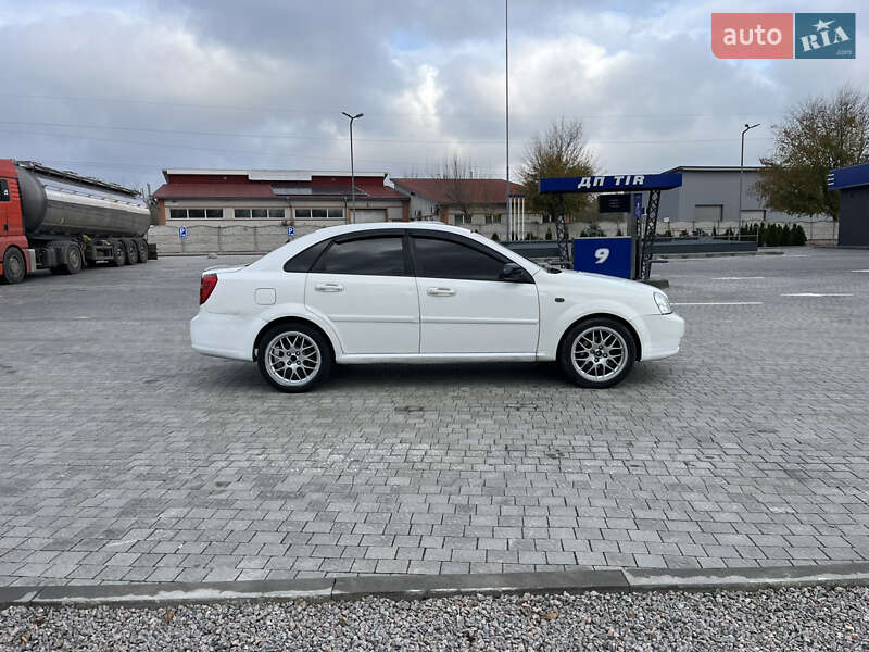 Седан Chevrolet Lacetti 2006 в Запорожье фото 4 Седан Chevrolet Lacetti 2006 в Запорожье