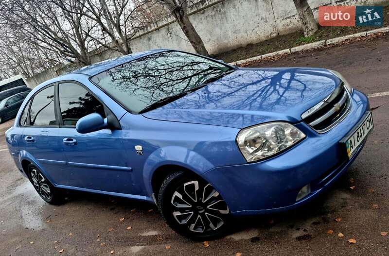 Седан Chevrolet Lacetti 2004 в Вишневому