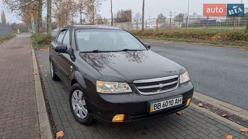 Седан Chevrolet Lacetti 2005 в Киеве