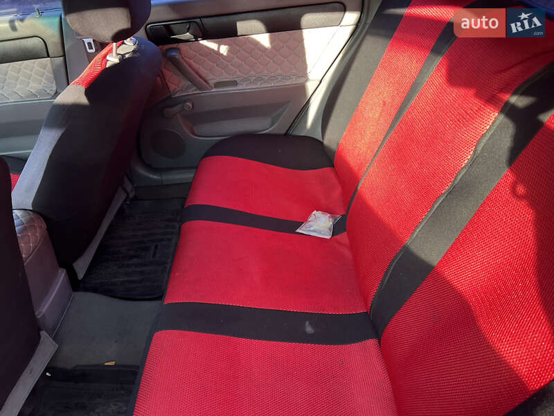 Седан Chevrolet Lacetti 2005 в Сумах