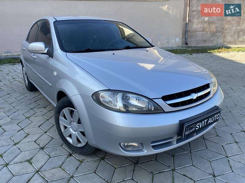 Хэтчбек Chevrolet Lacetti 2007 в Николаеве фото 5 Хэтчбек Chevrolet Lacetti 2007 в Николаеве