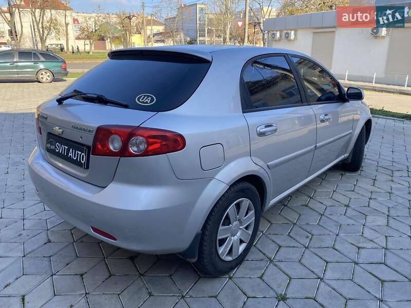 Хэтчбек Chevrolet Lacetti 2007 в Николаеве фото 10 Хэтчбек Chevrolet Lacetti 2007 в Николаеве