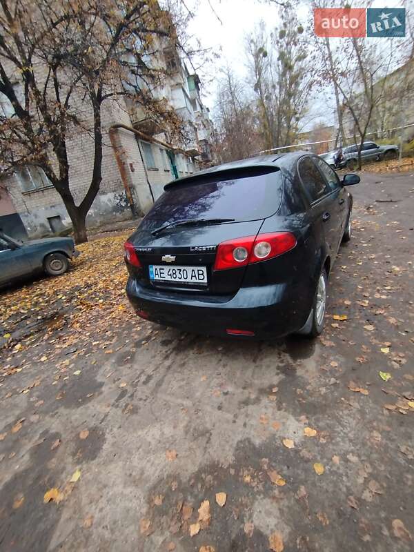 Хэтчбек Chevrolet Lacetti 2006 в Первомайске