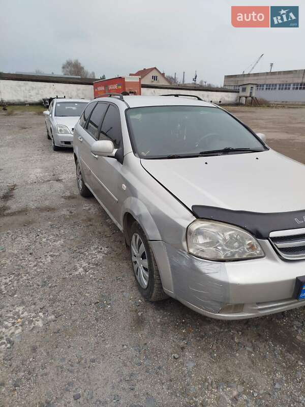 Универсал Chevrolet Lacetti 2005 в Тернополе фото 2 Универсал Chevrolet Lacetti 2005 в Тернополе