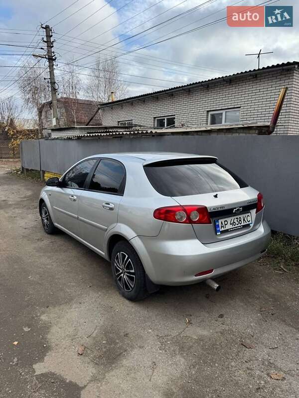 Хэтчбек Chevrolet Lacetti 2008 в Запорожье фото 3 Хэтчбек Chevrolet Lacetti 2008 в Запорожье