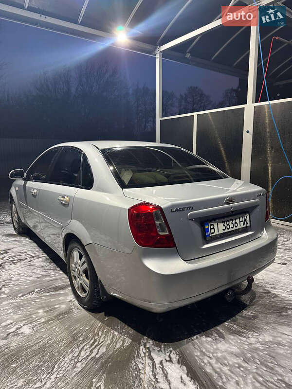 Седан Chevrolet Lacetti 2007 в Полтаве