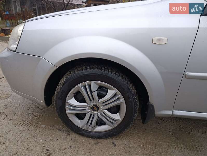 Универсал Chevrolet Lacetti 2006 в Киеве фото 12 Универсал Chevrolet Lacetti 2006 в Киеве