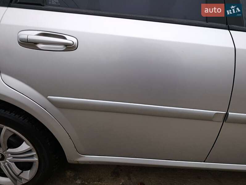 Универсал Chevrolet Lacetti 2006 в Киеве фото 19 Универсал Chevrolet Lacetti 2006 в Киеве
