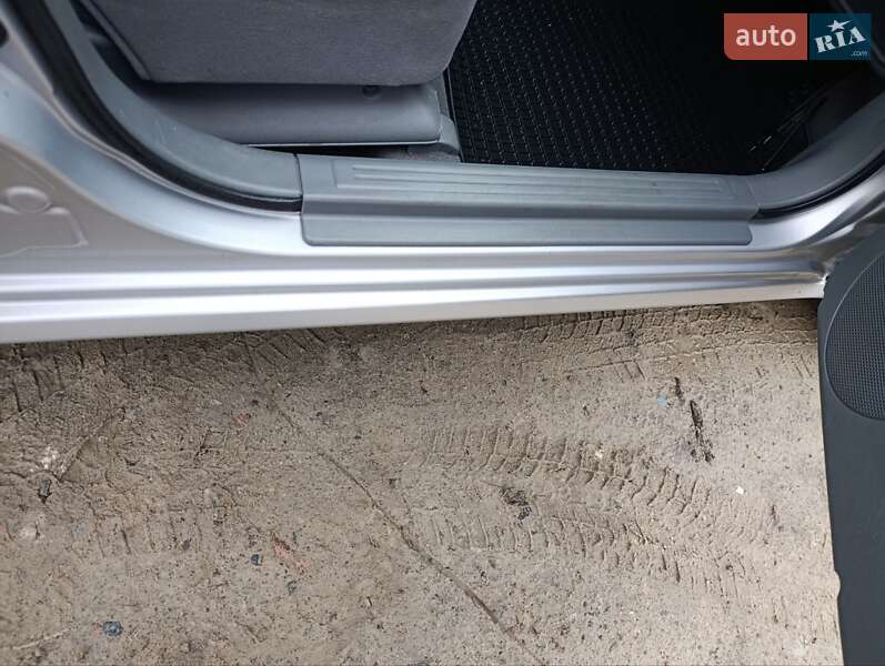 Универсал Chevrolet Lacetti 2006 в Киеве фото 25 Универсал Chevrolet Lacetti 2006 в Киеве