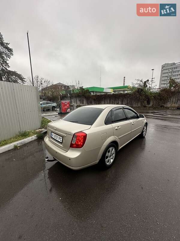 Седан Chevrolet Lacetti 2012 в Киеве