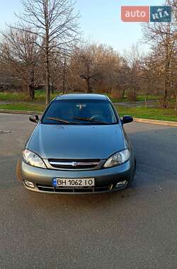 Хетчбек Chevrolet Lacetti 2010 в Кривому Розі