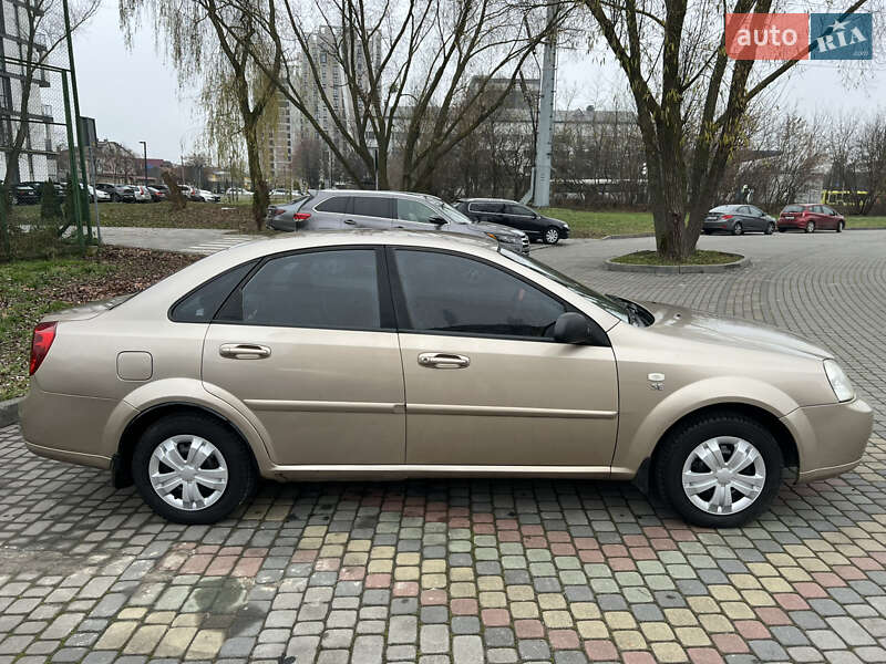 Седан Chevrolet Lacetti 2005 в Львове фото 10 Седан Chevrolet Lacetti 2005 в Львове