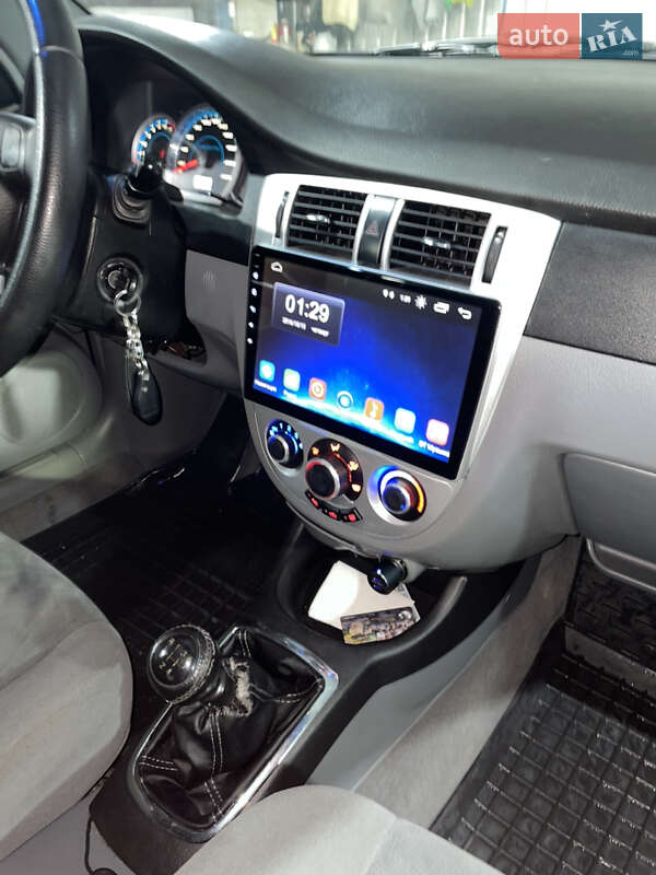 Седан Chevrolet Lacetti 2006 в Києві