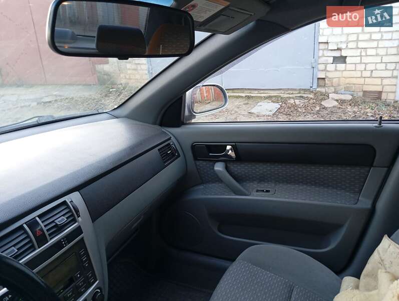 Седан Chevrolet Lacetti 2004 в Харкові
