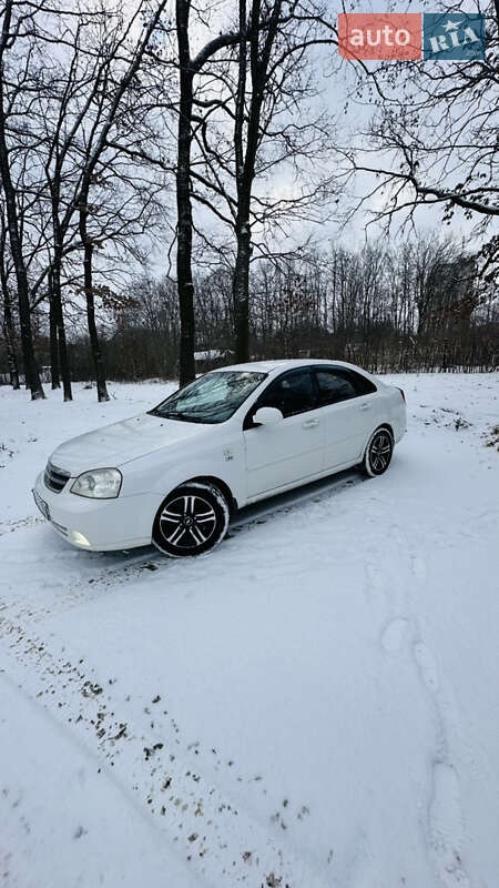 Седан Chevrolet Lacetti 2005 в Львове фото 4 Седан Chevrolet Lacetti 2005 в Львове