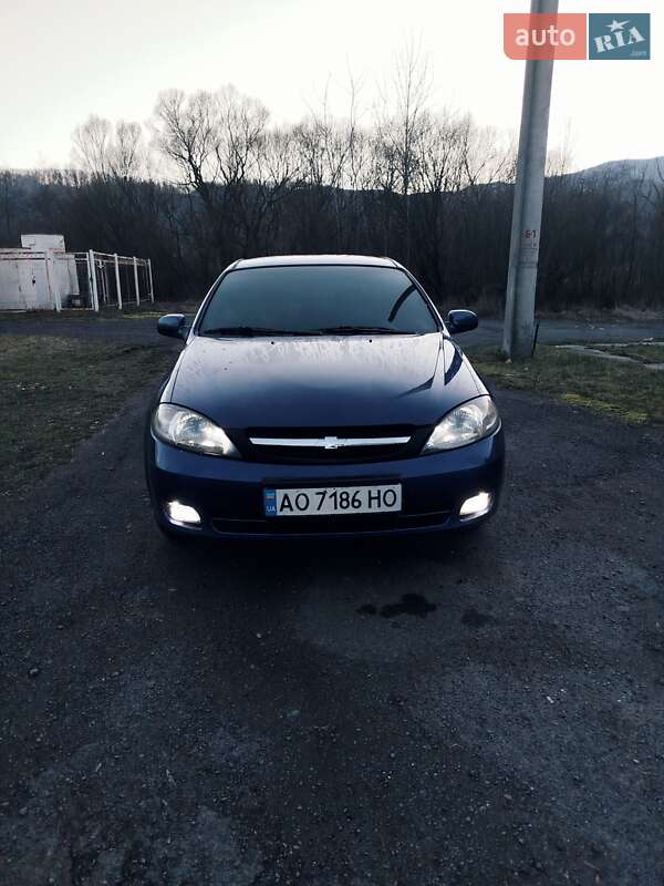 Chevrolet Lacetti 2004