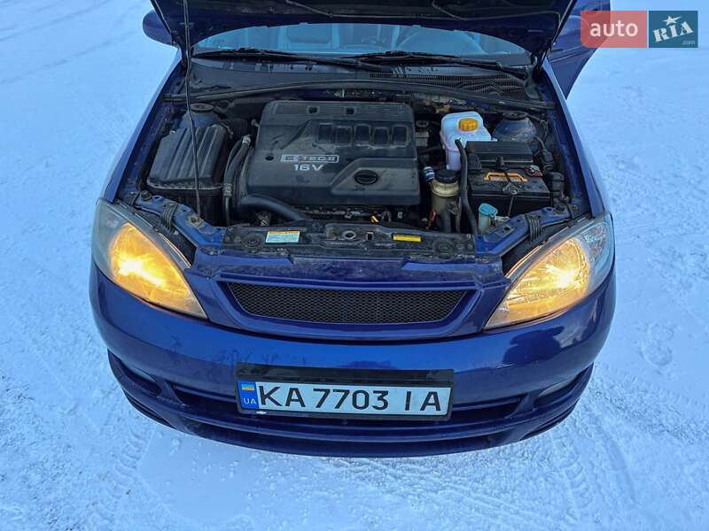 Хетчбек Chevrolet Lacetti 2007 в Києві фото 4 Хетчбек Chevrolet Lacetti 2007 в Києві