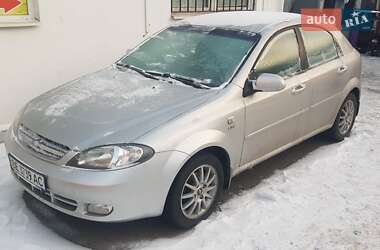 Хетчбек Chevrolet Lacetti 2005 в Миколаєві