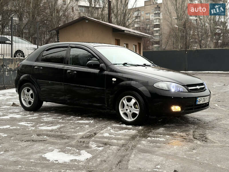 Хэтчбек Chevrolet Lacetti 2005 в Запорожье