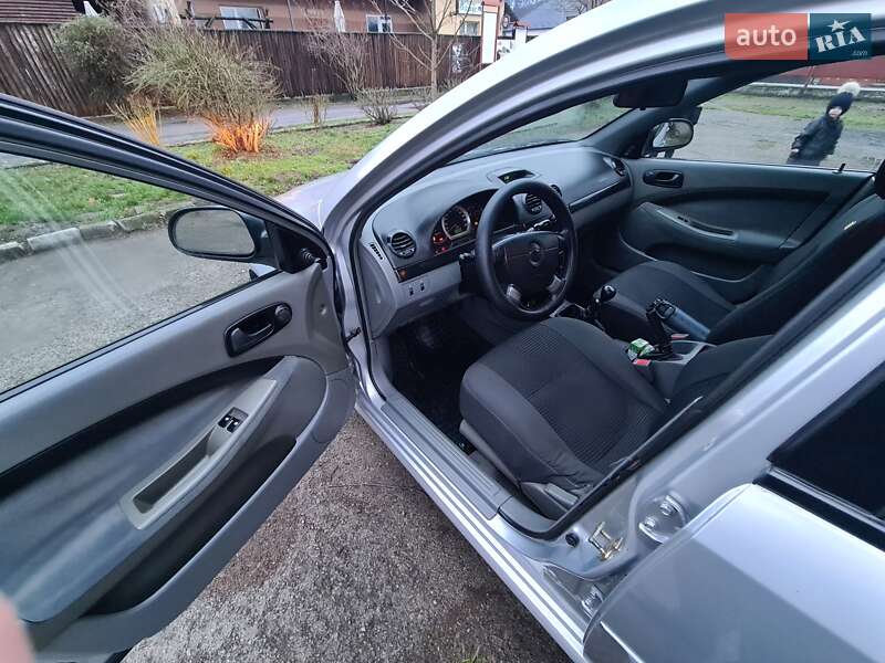 Chevrolet Lacetti 2005