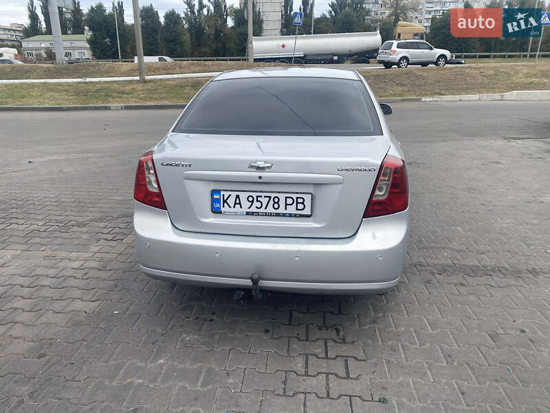 Седан Chevrolet Lacetti 2007 в Киеве