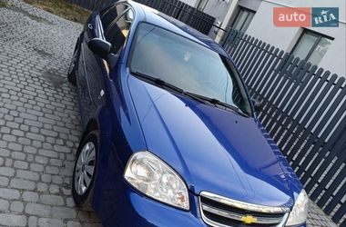 Седан Chevrolet Lacetti 2008 в Львове