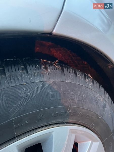 Хэтчбек Chevrolet Lacetti 2005 в Кропивницком