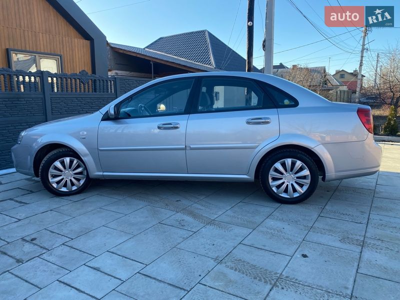 Седан Chevrolet Lacetti 2008 в Харькове